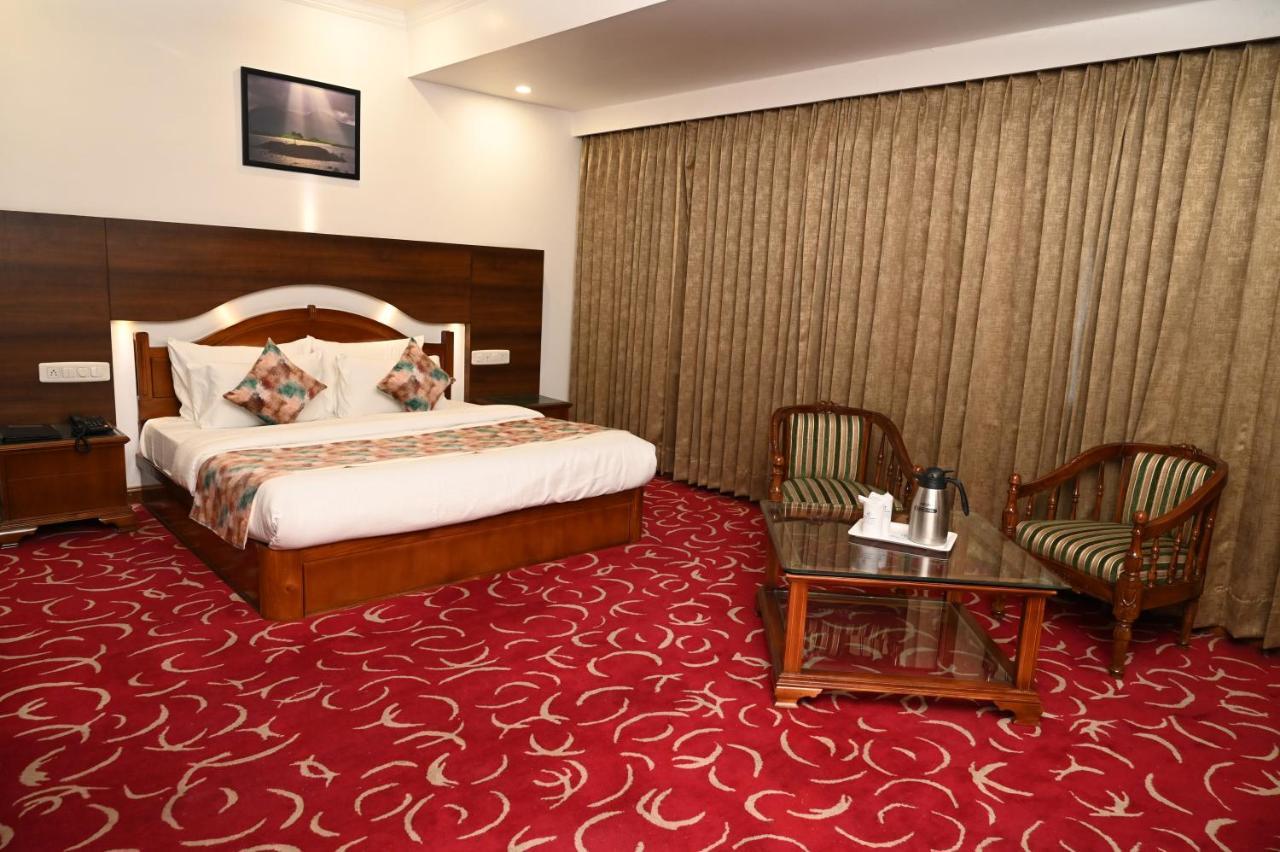 Hotel Lawrence Amritsar Exterior foto